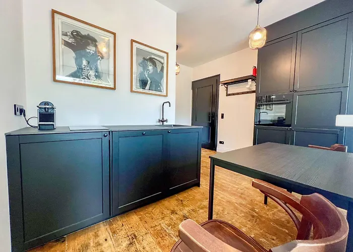 アパート Kleines Schiller ブレゲンツ